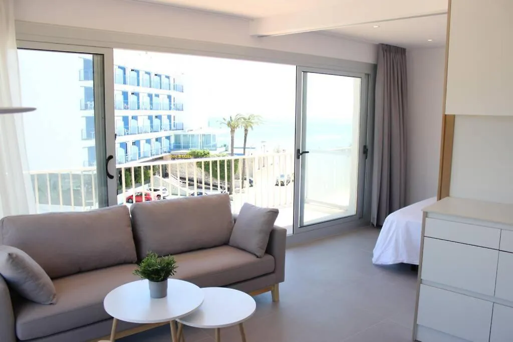 Appartement Beautiful Loft, Huge Sunny Terrace, View Over The Beach And Sea à Roses Espagne