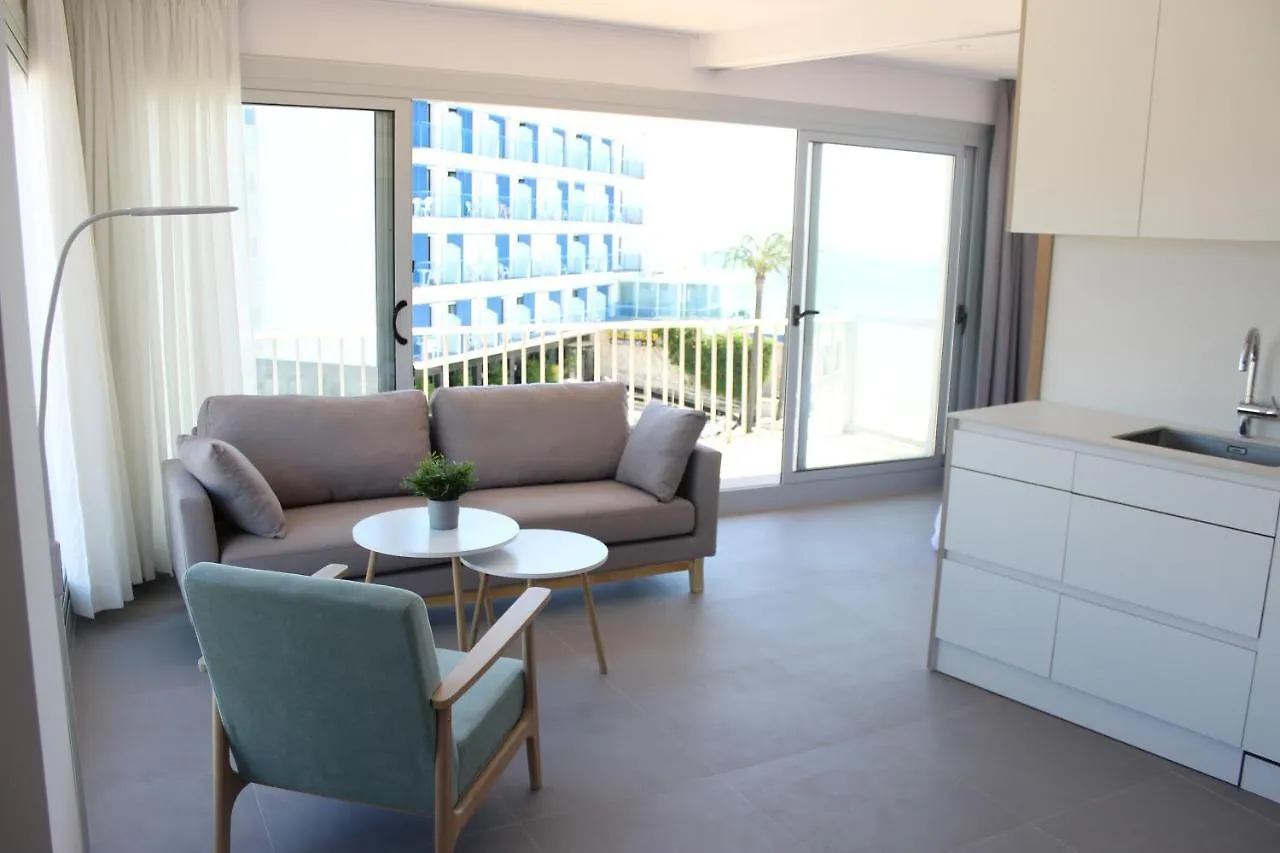 Appartement Beautiful Loft, Huge Sunny Terrace, View Over The Beach And Sea à Roses