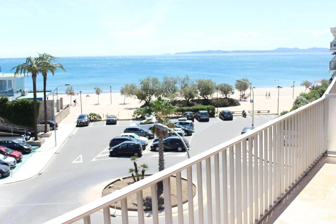 Appartement Beautiful Loft, Huge Sunny Terrace, View Over The Beach And Sea à Roses Espagne