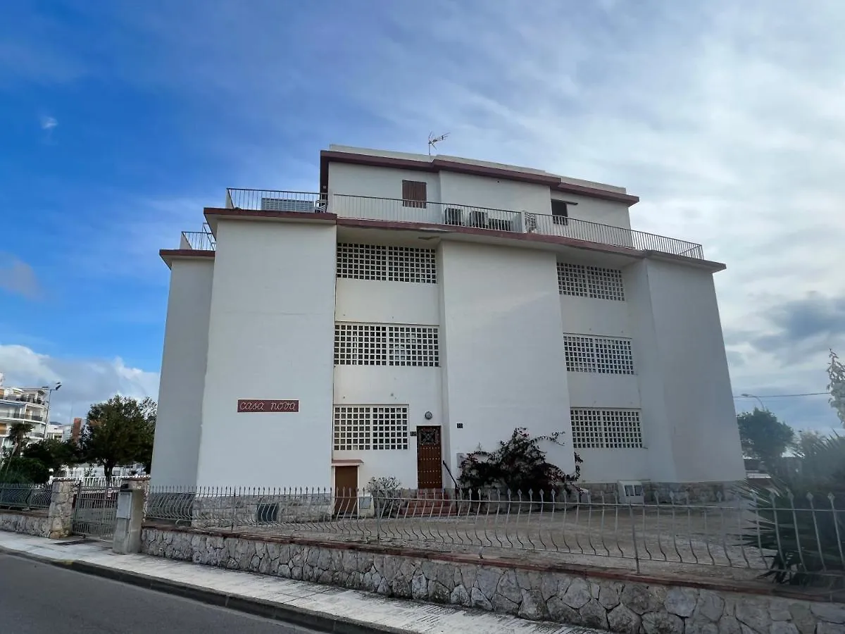 Appartement Beautiful Loft, Huge Sunny Terrace, View Over The Beach And Sea à Roses 0*,  Espagne